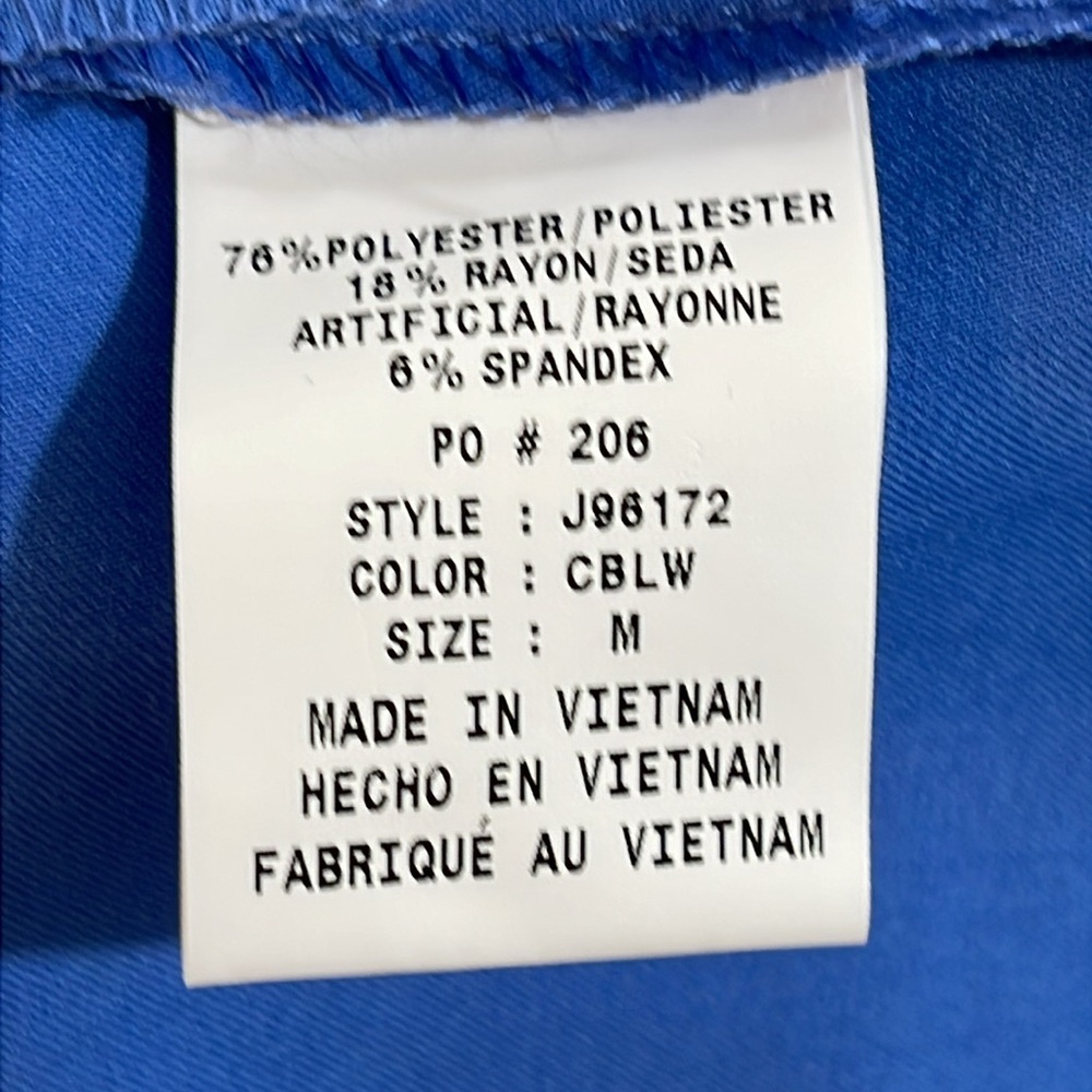 Jaanuu Women's 3-Pocket V-Neck Scrub Top Medium Bottom Large NEW - Picture 6 of 16